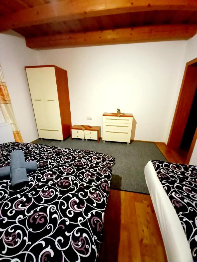 Apartmán Erika Bešeňová Exterior foto